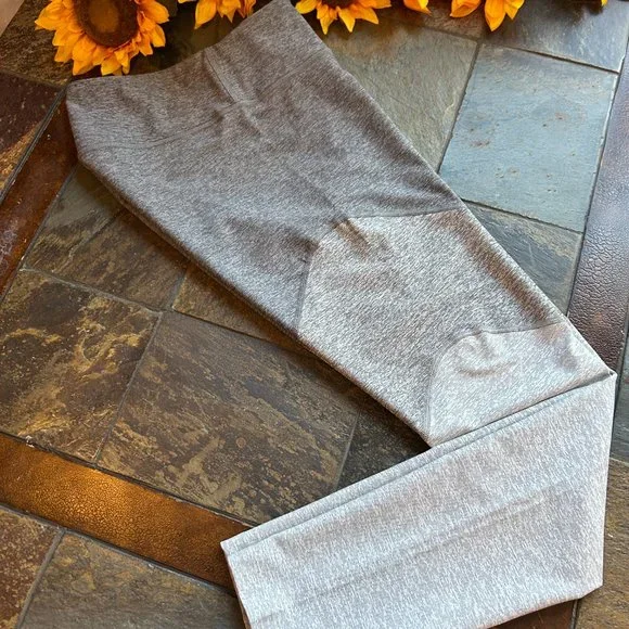 Outdoor Voices 7/8 Spring Leggings (NEW, M) - Picture 5 of 15